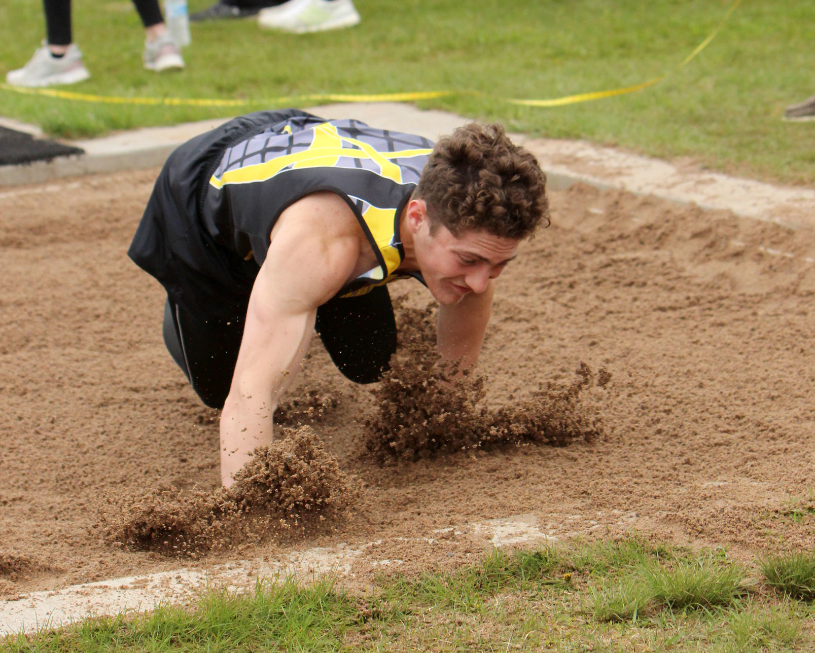 Division 3 track and field sectionals at Cameron 5-23-19